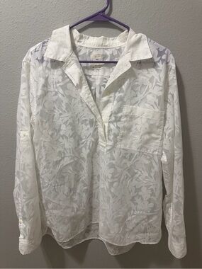 GAP White Sheer Floral Button Blouse